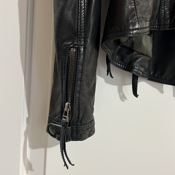 Black leather Moto jacket - Picture 4 of 5